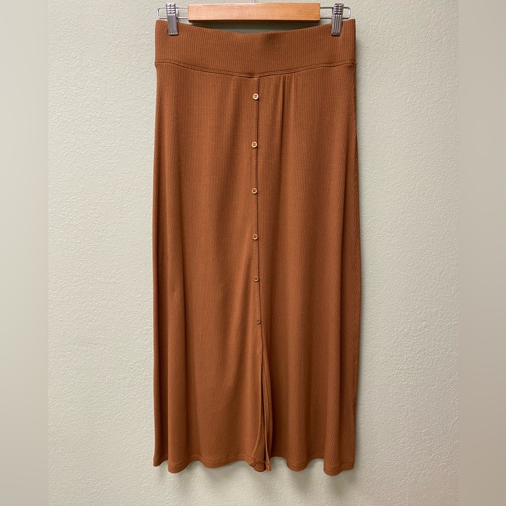 Elegant Button-Front‎ Brown Maxi Skirt